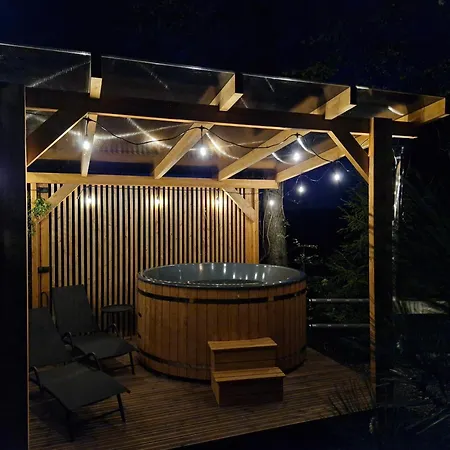 Holiday home Dom Nad Stawem Dluzec 55a Mragowo