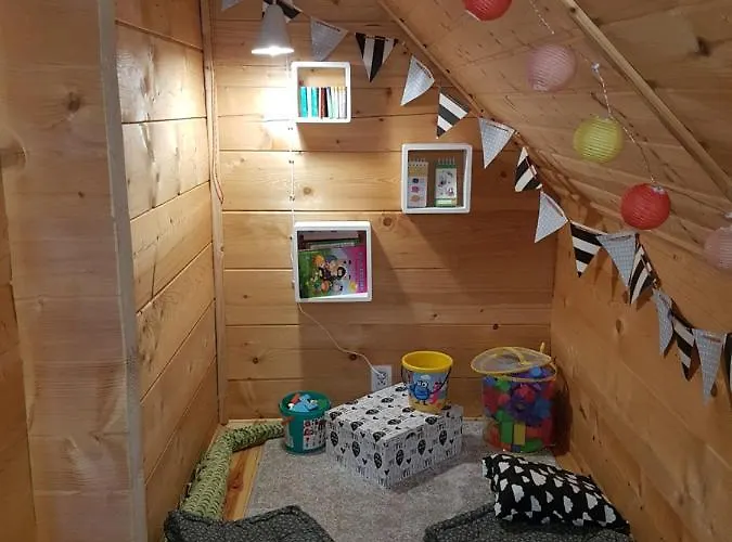 Dom Nad Stawem Dluzec 55a Tatil Evi Mrągowo